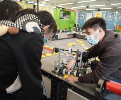香港資優教育學苑與本校機械人隊伍交流